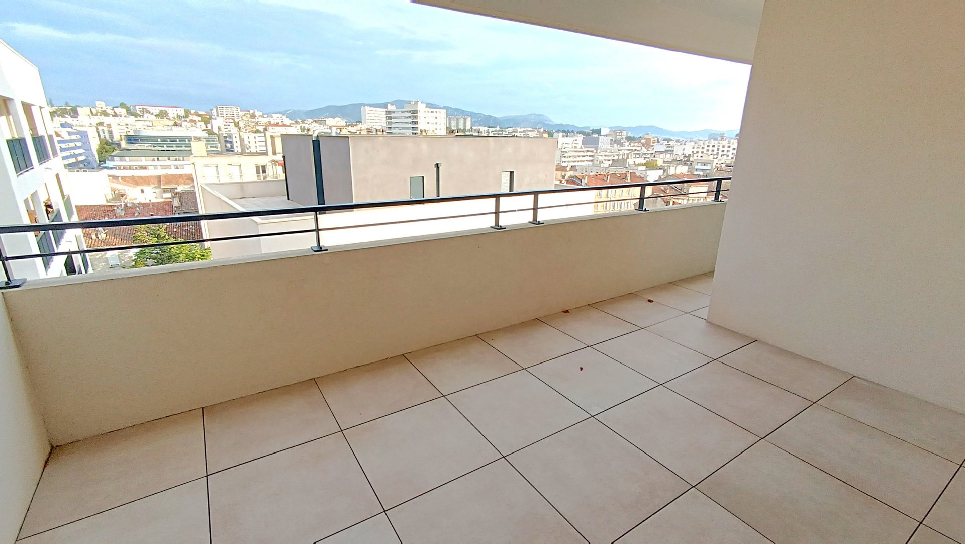 Appartement à louer, 61m², Marseille 4ème