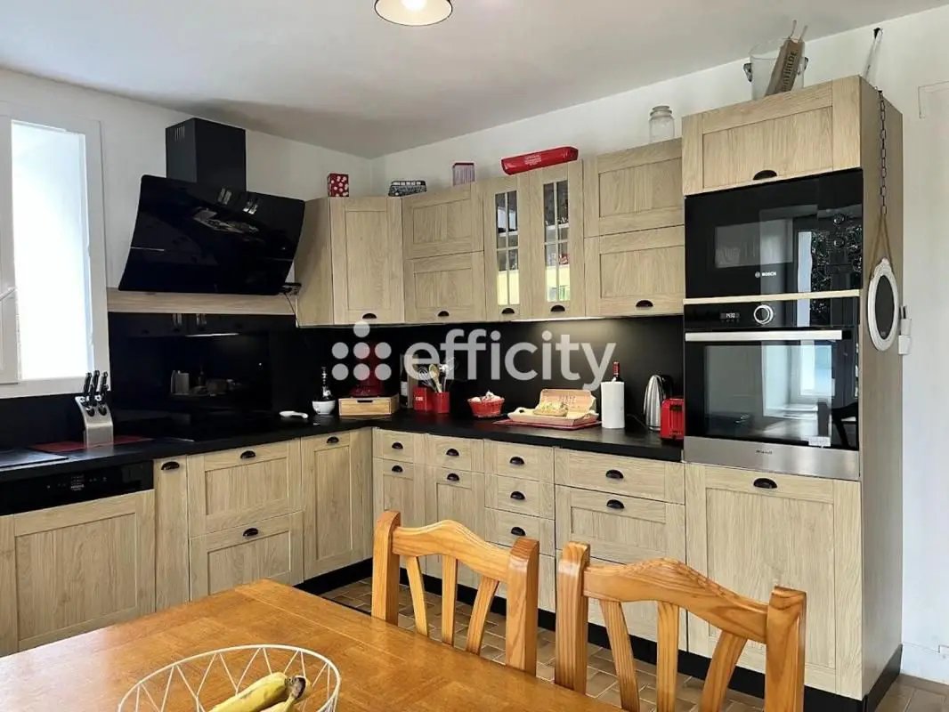 Maison à vendre, 124m², Mortagne-sur-Gironde