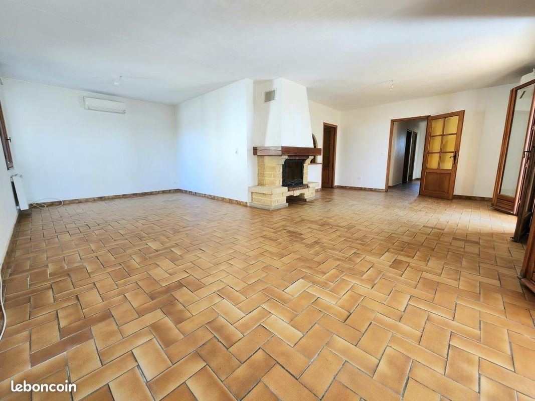 Maison à vendre, 123m², Cairanne