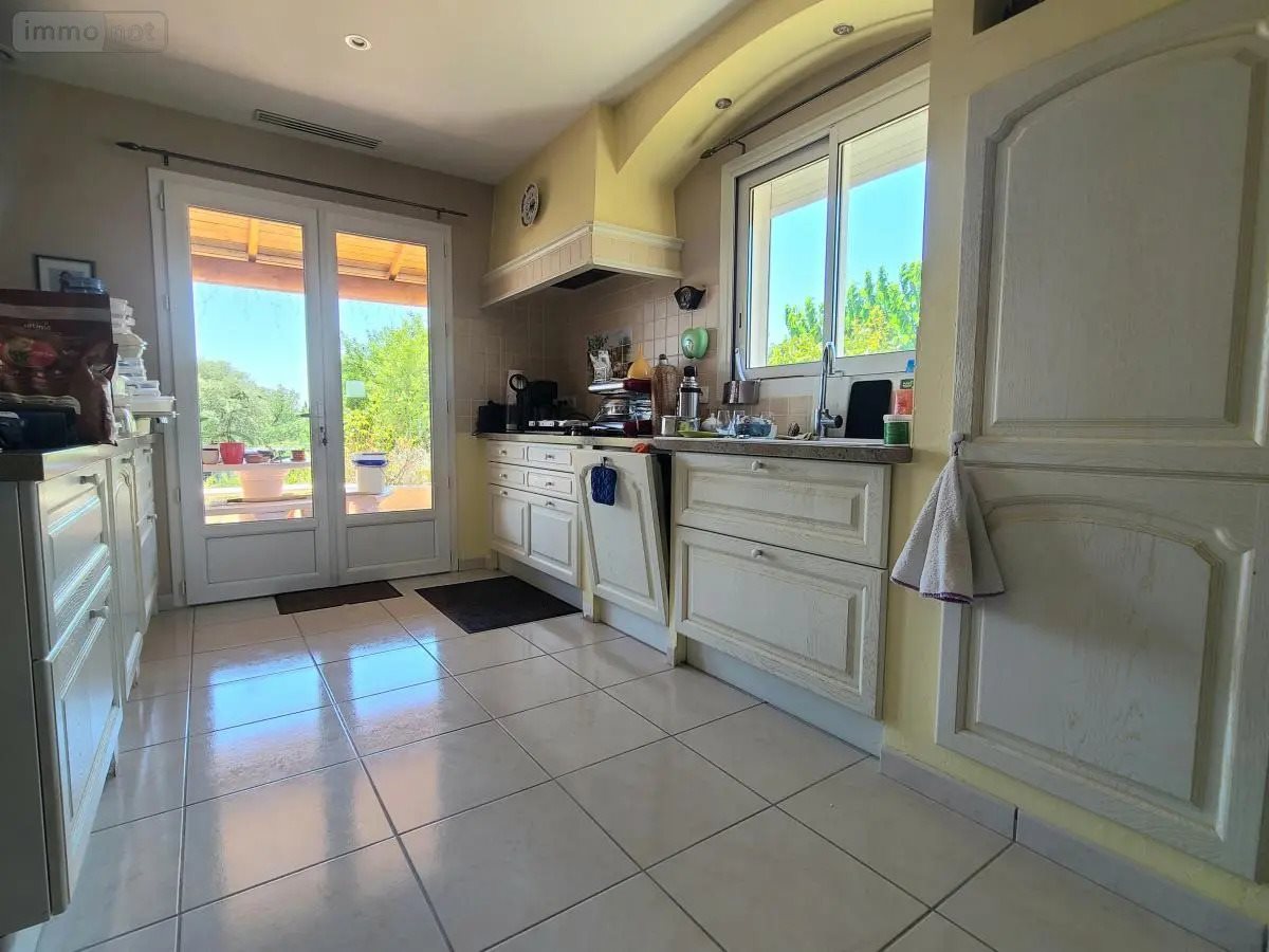 Maison à vendre, 142m², Taulignan