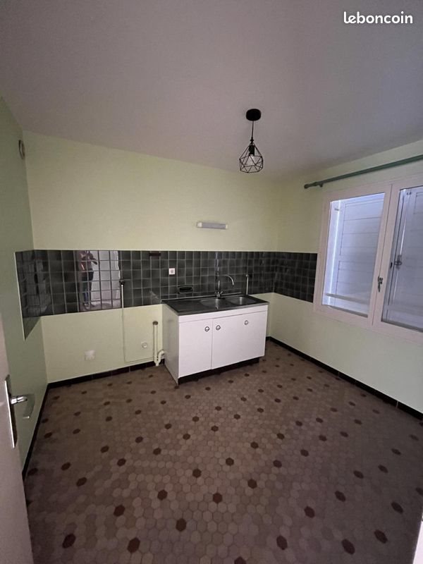 Maison à louer, 40m², Pierrelatte