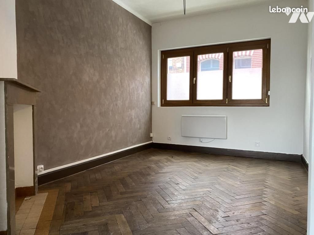 Maison à louer, 90m², Solesmes