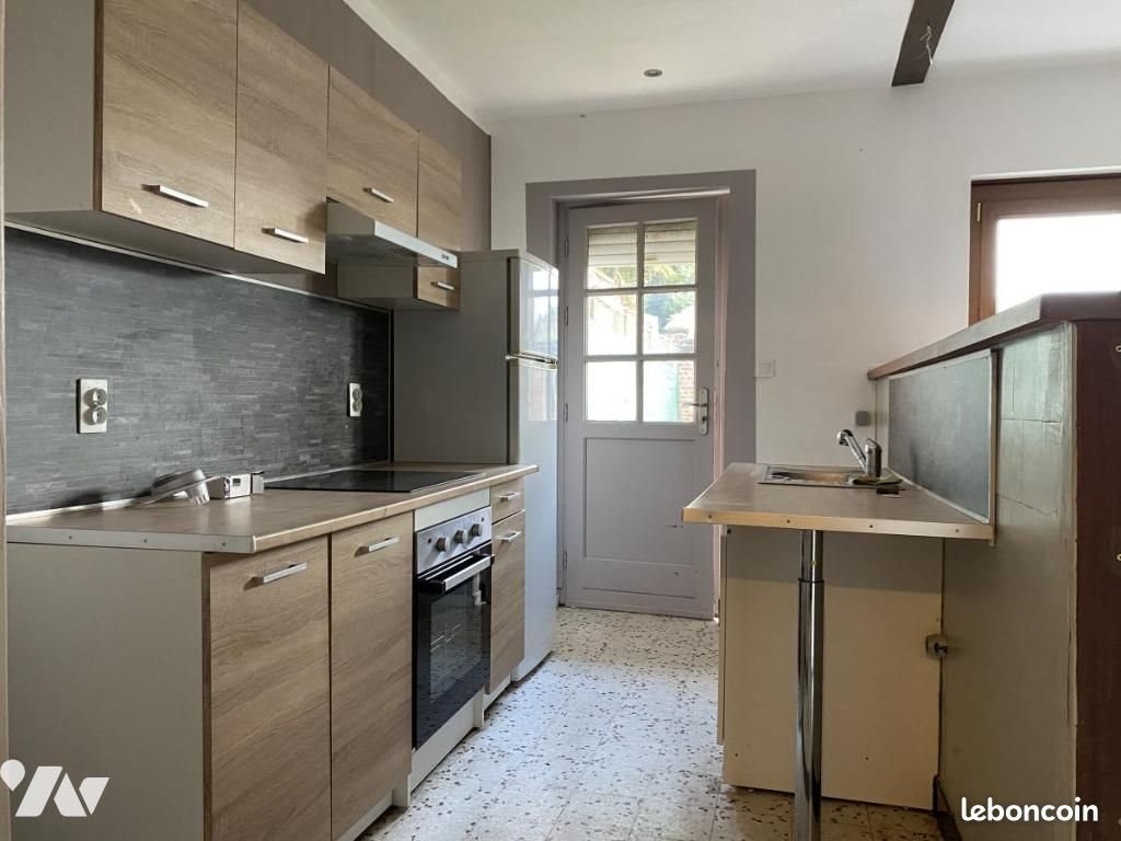 Maison à louer, 90m², Solesmes