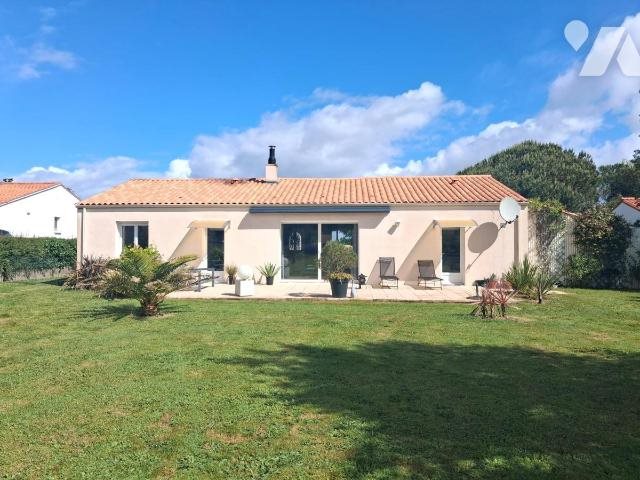 Maison à vendre, 117m², Château-Guibert