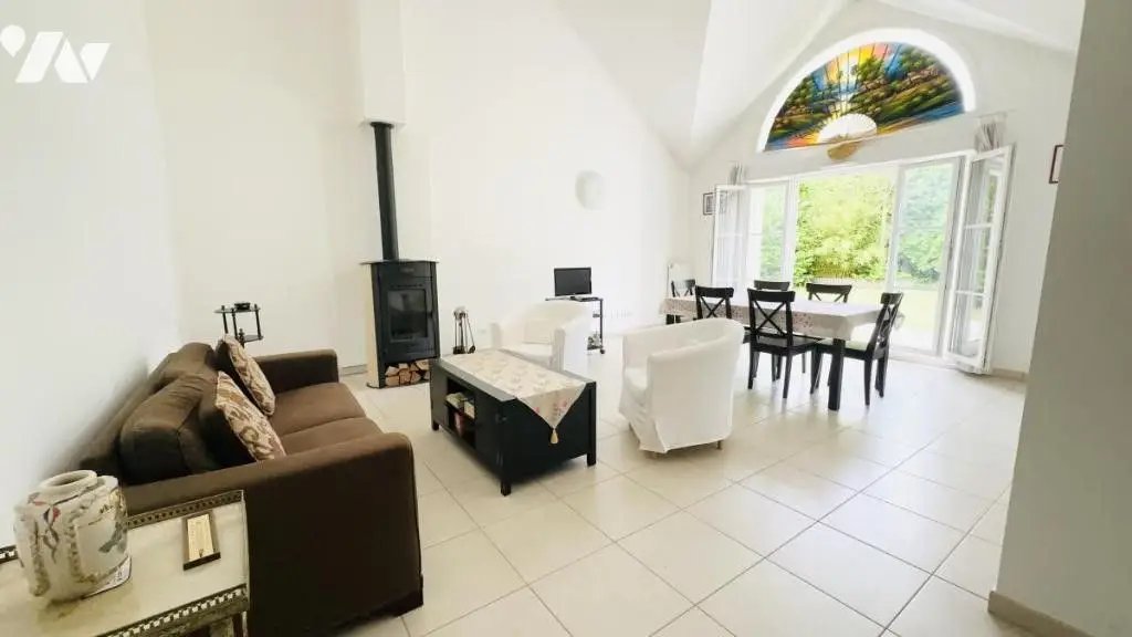 Maison à vendre, 140m², Cesson