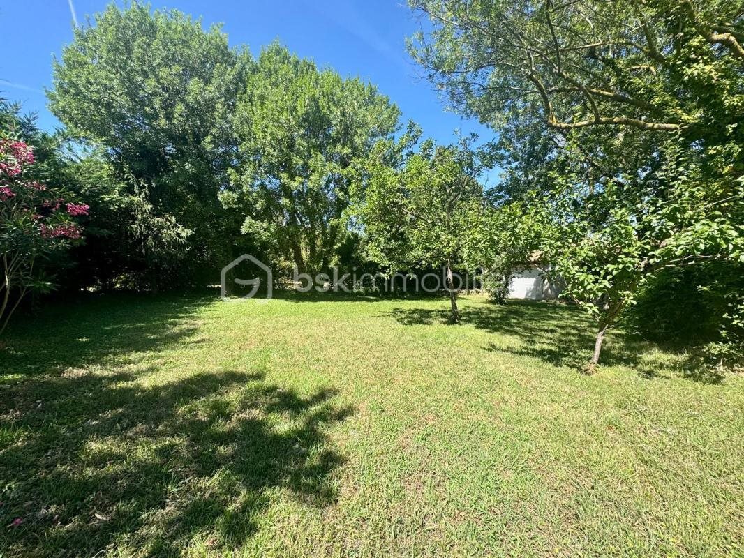 Maison à louer, 137m², Grans