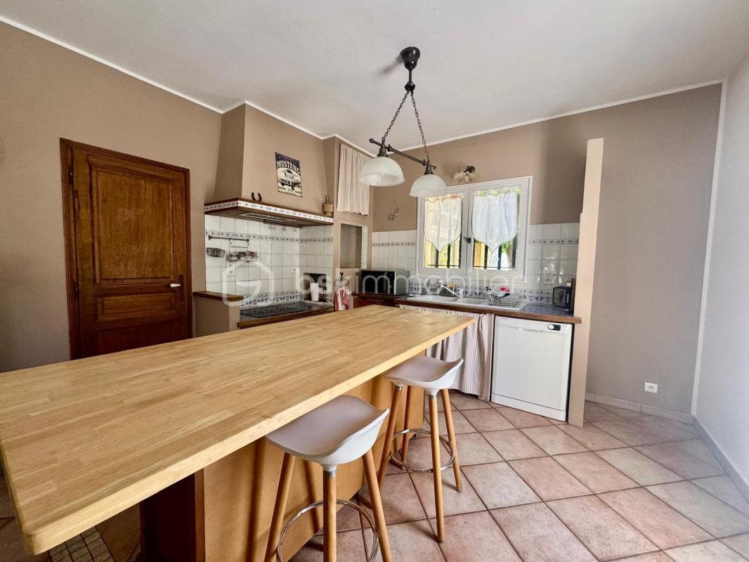 Maison à louer, 137m², Grans