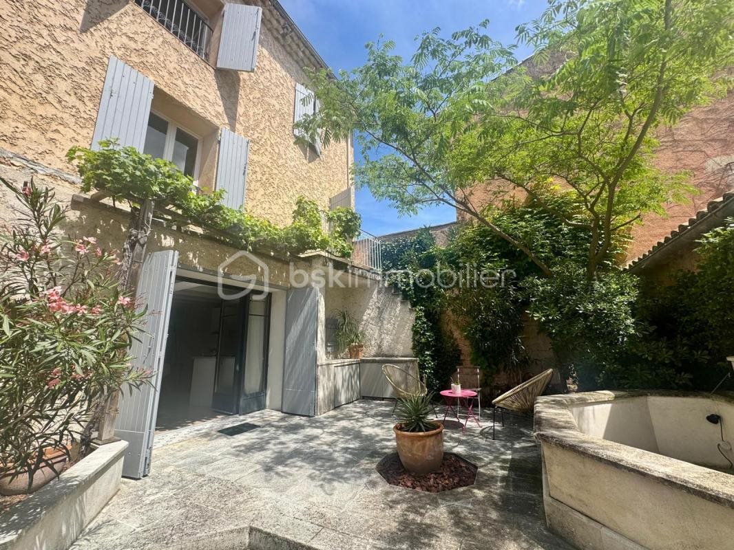 Maison à louer, 99m², Eguilles