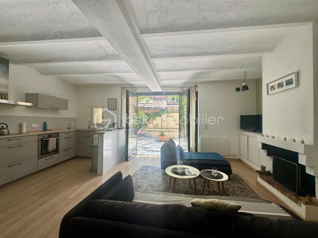 Maison à louer, 99m², Eguilles