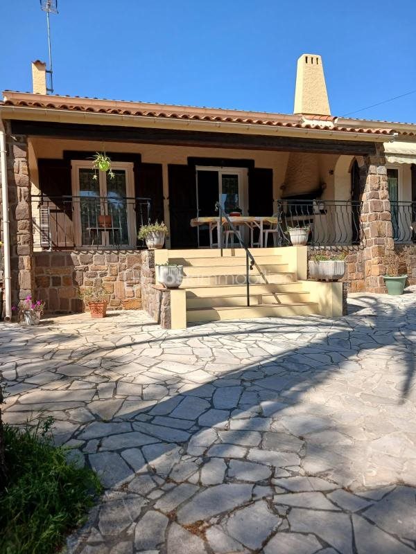 Maison à vendre, 149m², Saint-Raphaël