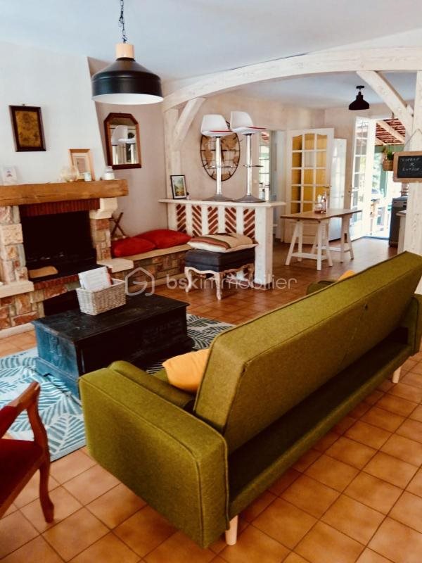 Maison à vendre, 119m², Saint-Julien-en-Born