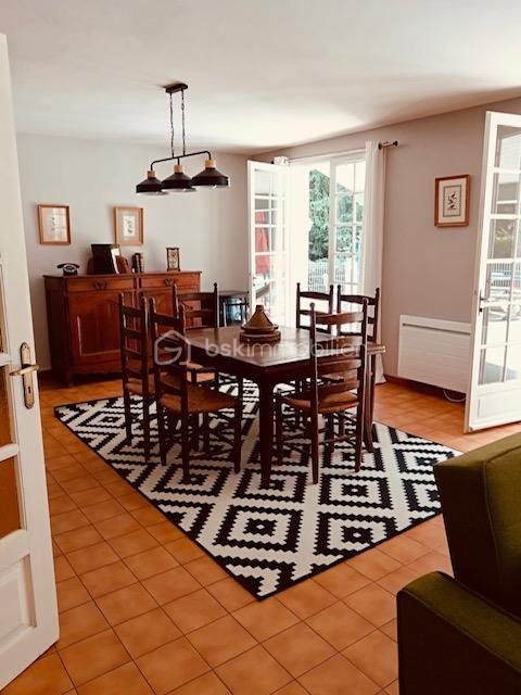 Maison à vendre, 119m², Saint-Julien-en-Born