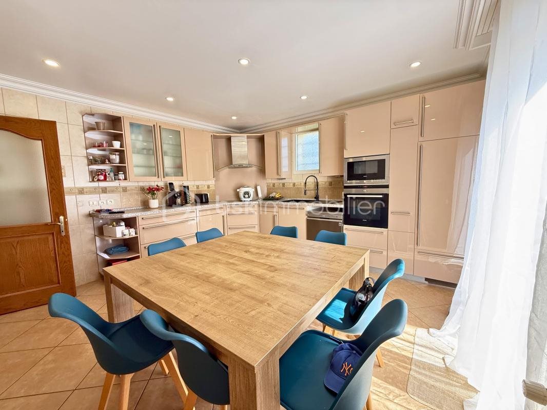 Maison à vendre, 210m², Saint-Pierre-lès-Nemours