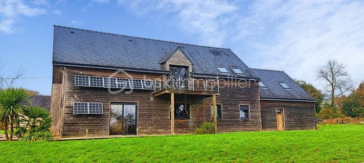 Maison à vendre, 168m², Poullaouen