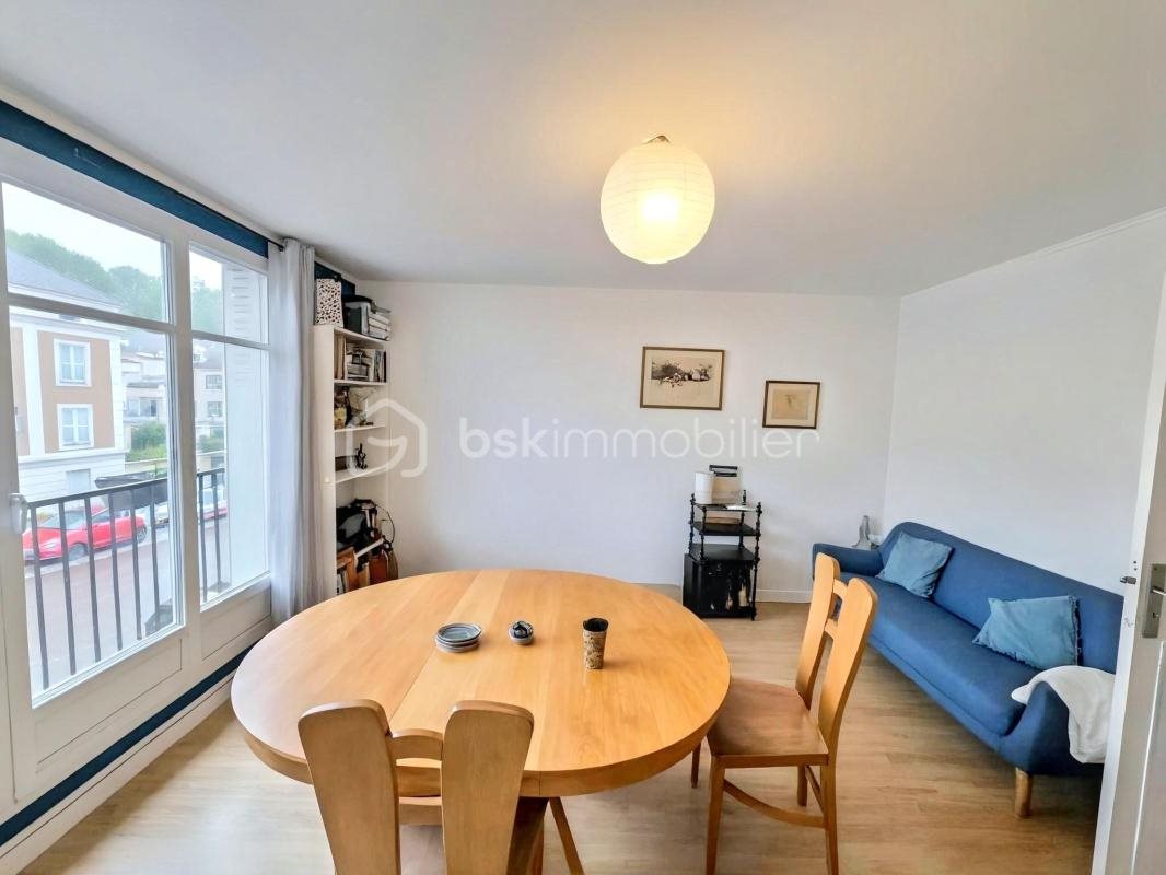 Appartement à vendre, 63m², Buc