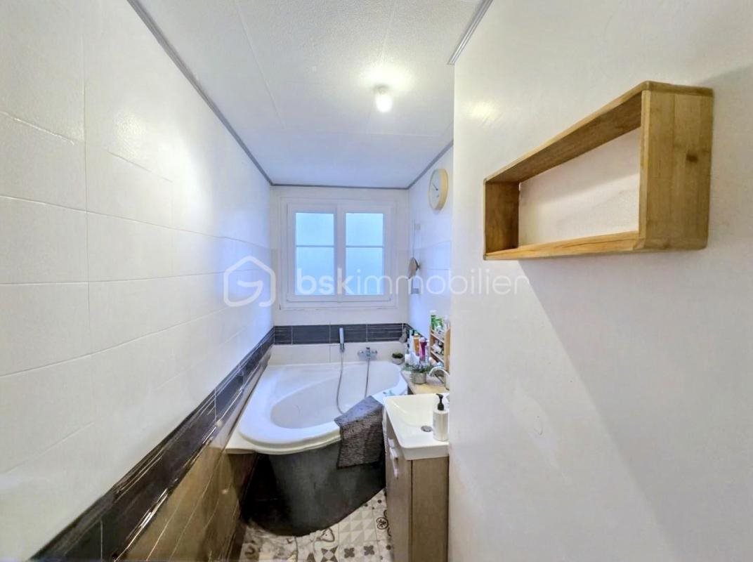 Appartement à vendre, 63m², Buc