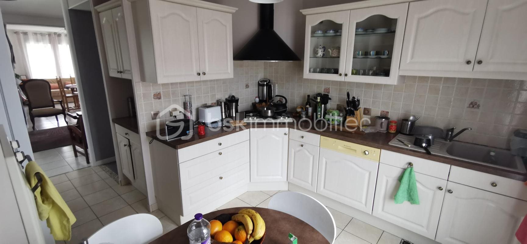 Maison à vendre, 102m², Savigné-l'Evêque