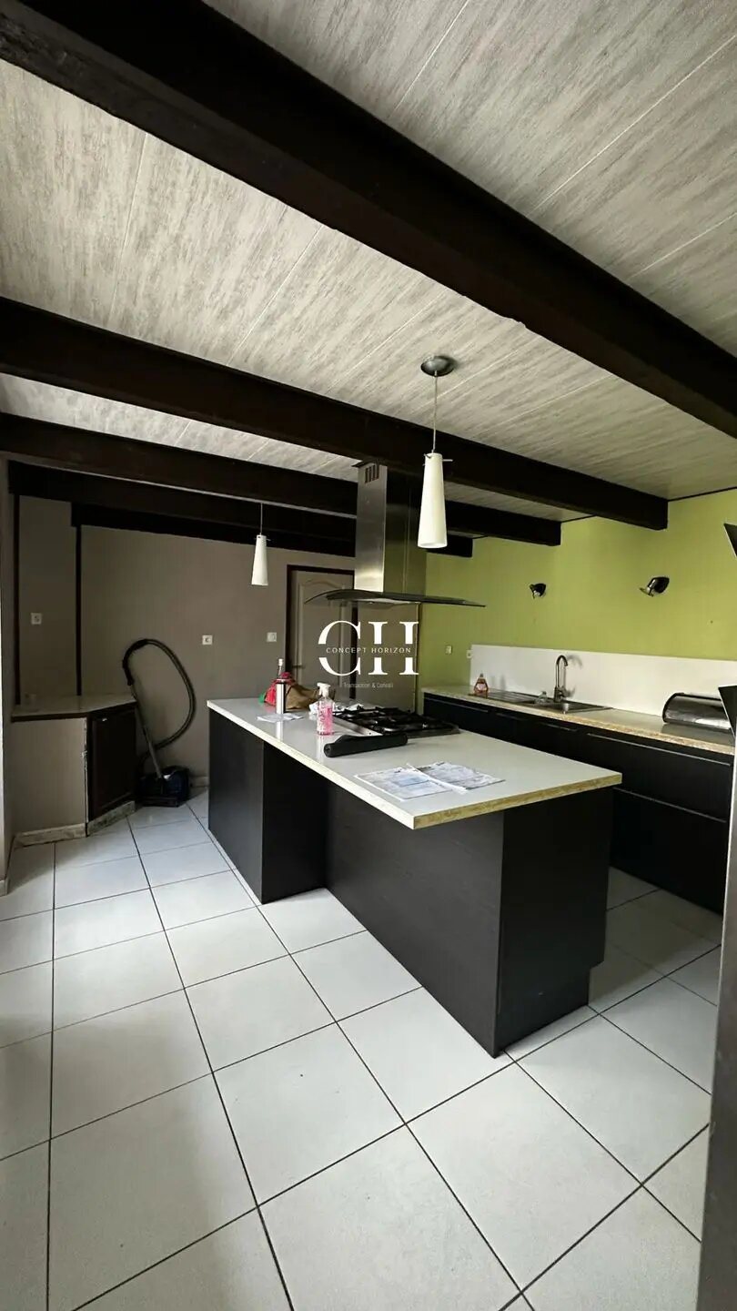 Maison à vendre, 130m², Bréhand