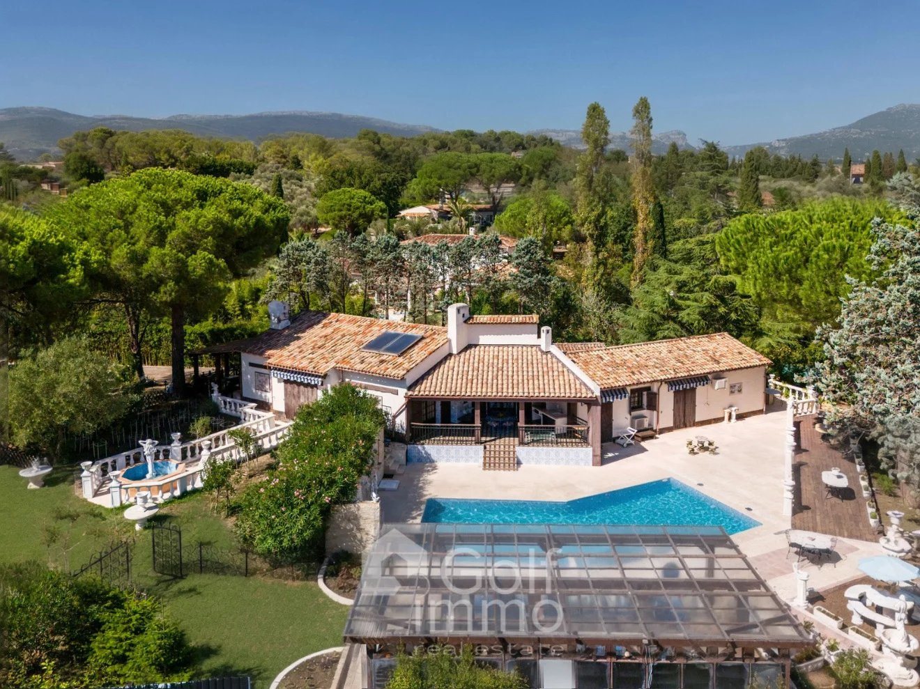 Maison à vendre, 370m², Mouans-Sartoux