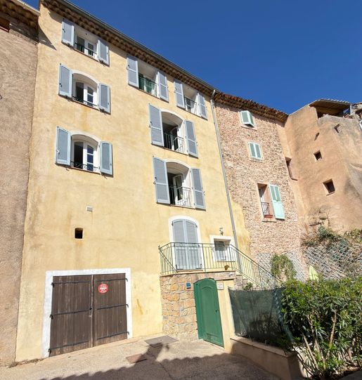 Maison 7 pièces 224 m² · à Villecroze · 224 m² · 1 080 000 €