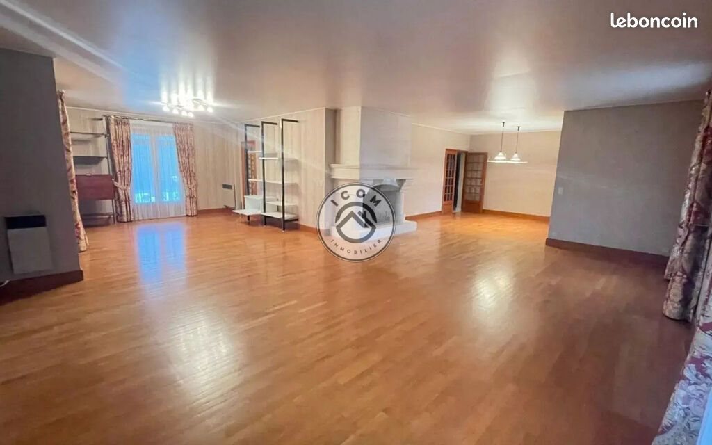 Maison à vendre, 230m², Coulounieix-Chamiers