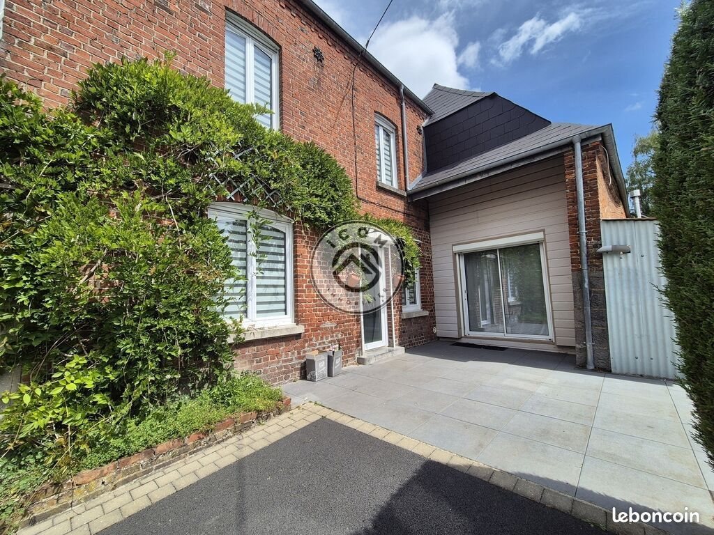 Maison à vendre, 220m², Felleries