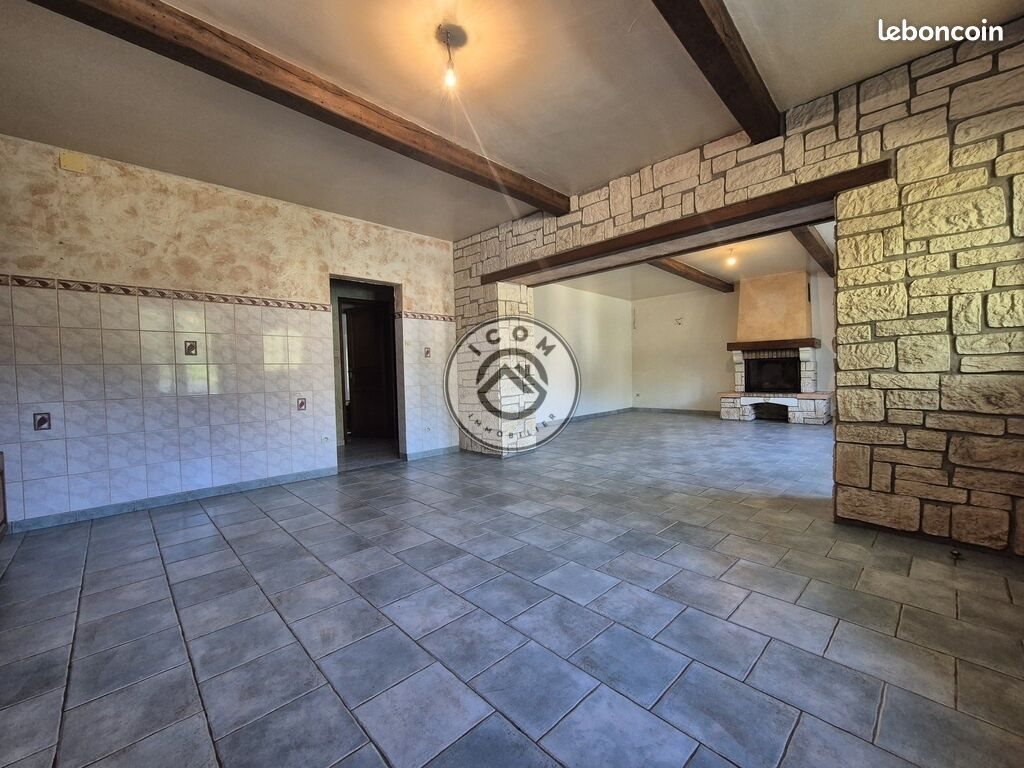 Maison à vendre, 134m², Tournavaux