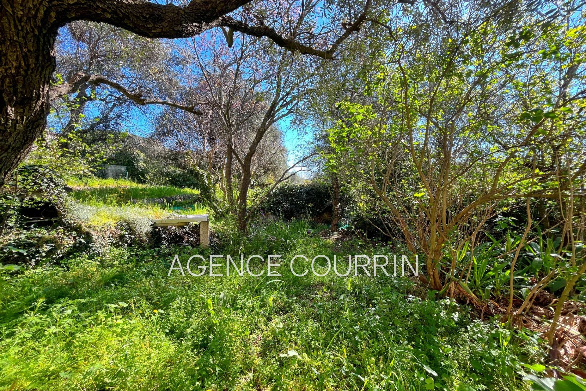 Maison à vendre, 140m², Saint-Cézaire-sur-Siagne