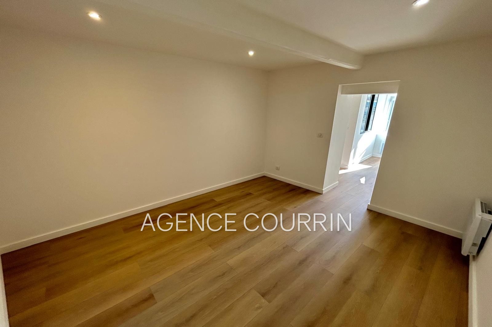 Appartement à vendre, 45m², Peymeinade