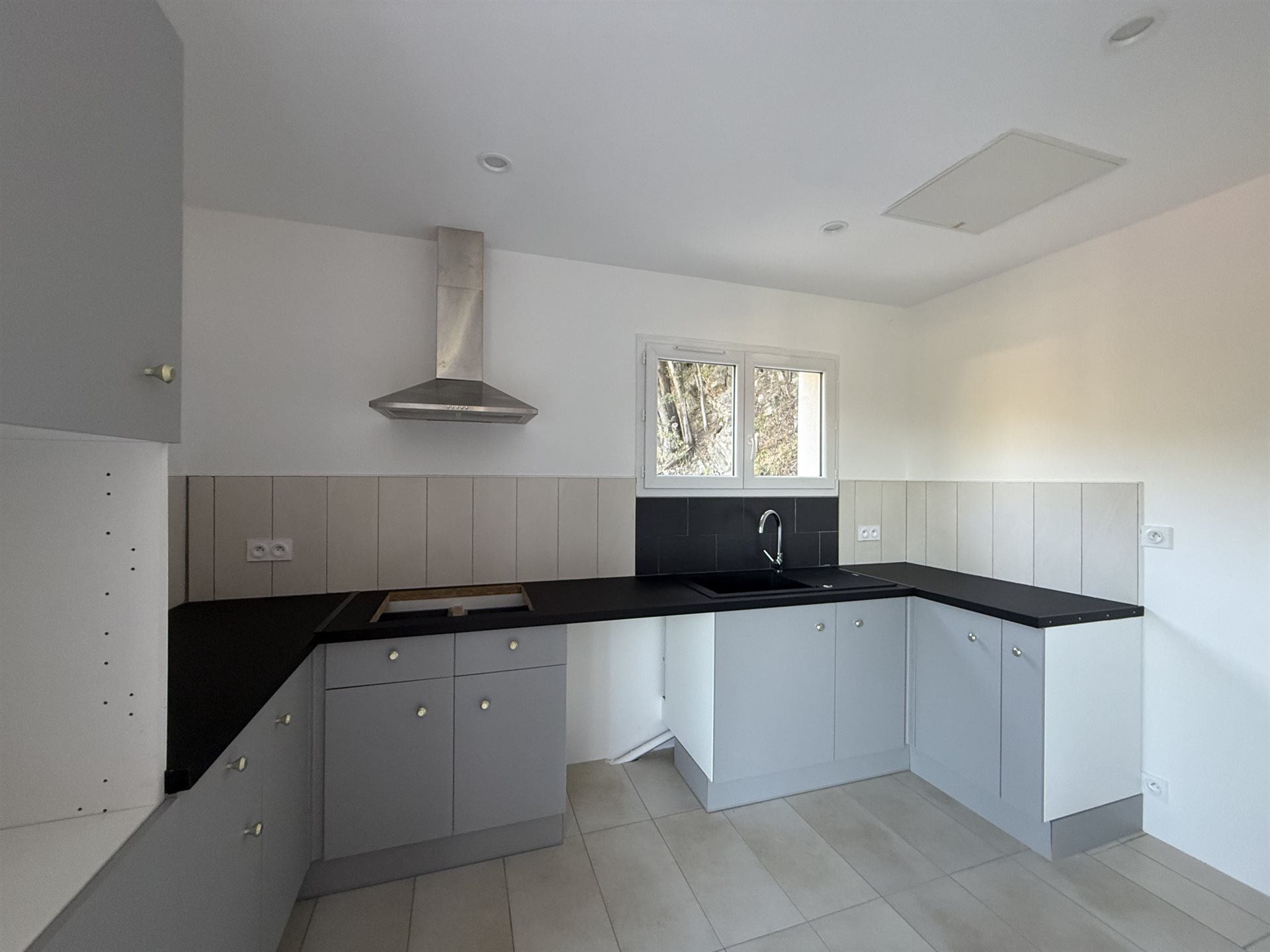 Maison à louer, 110m², Arles-sur-Tech