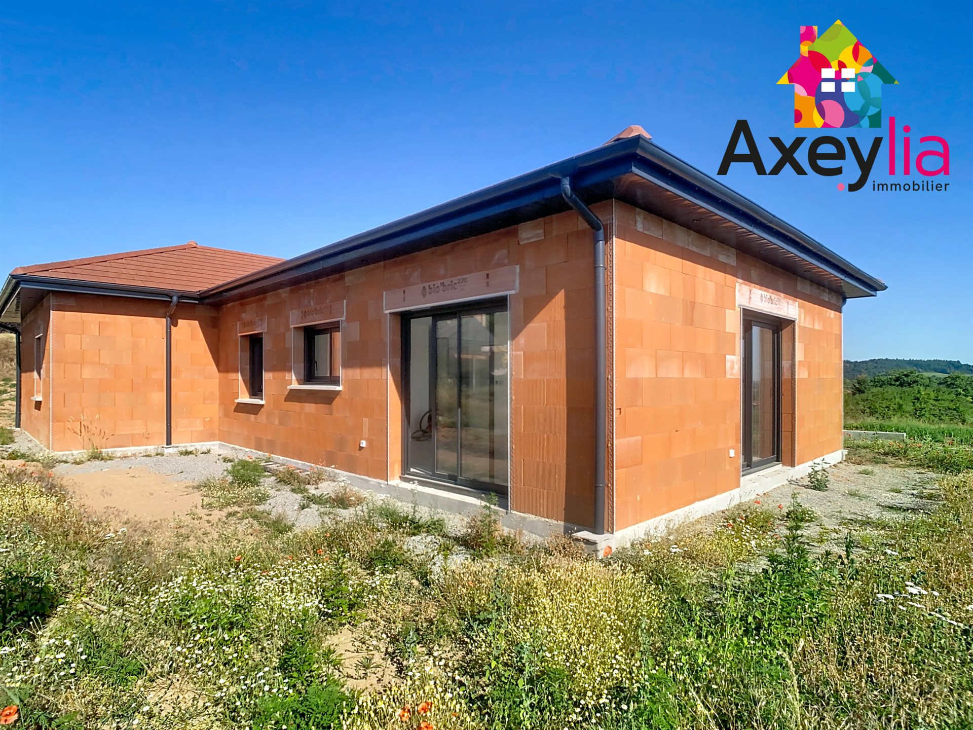 Maison à vendre, 117m², Ambierle