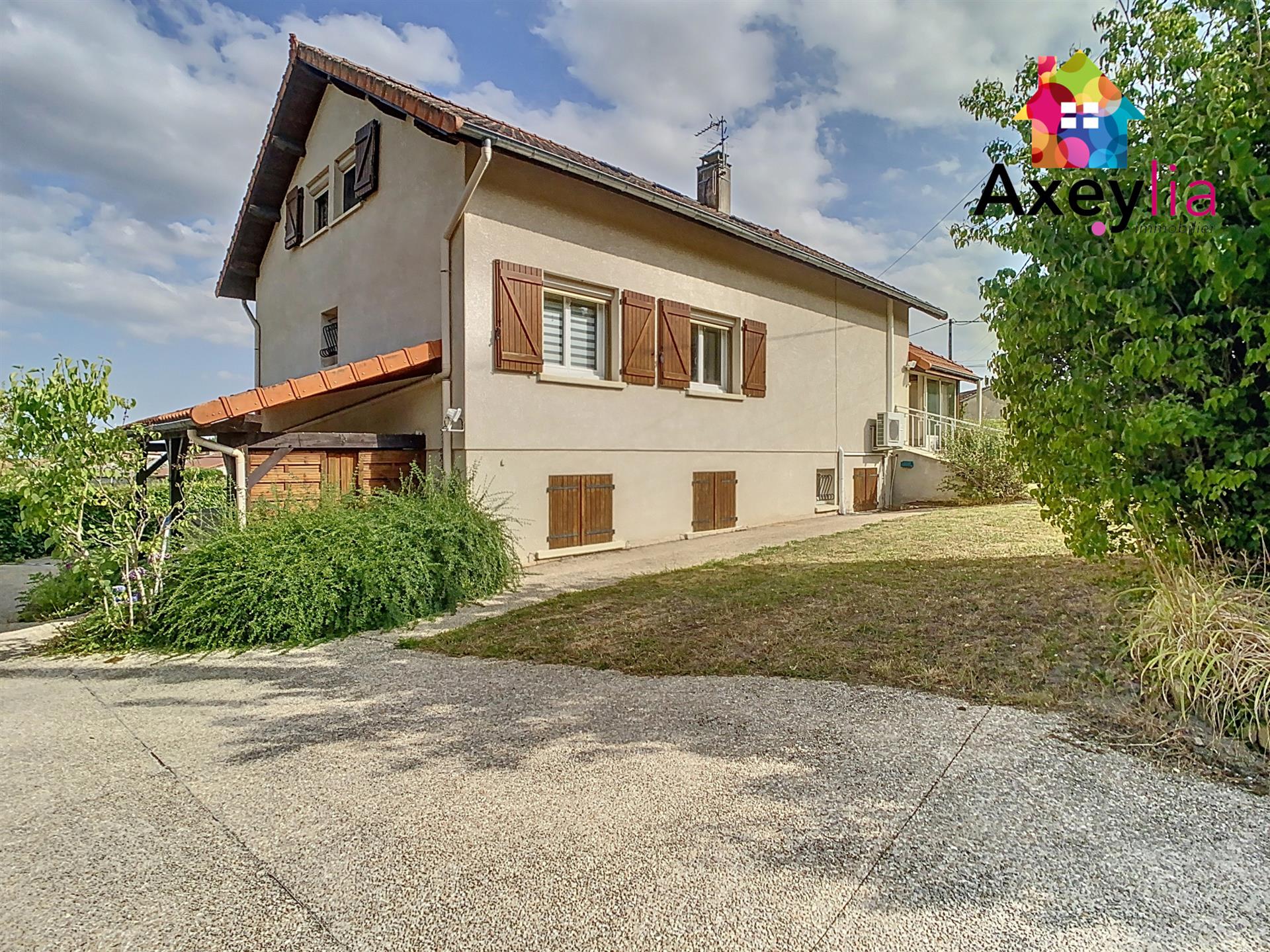 Maison à vendre, 196m², Saint-Haon-le-Vieux