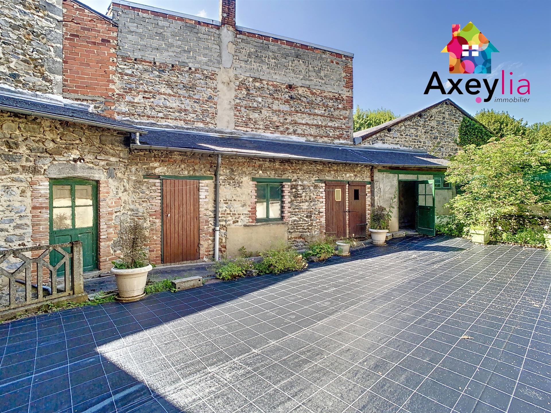 Maison à vendre, 221m², Ferrières-sur-Sichon