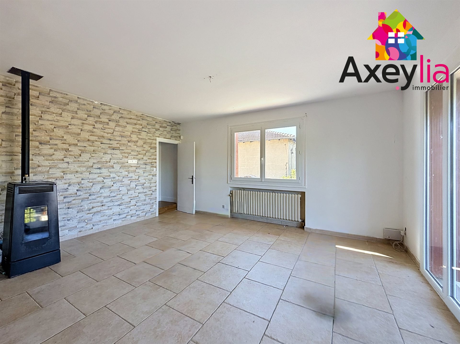 Maison à vendre, 153m², Pouilly-sous-Charlieu