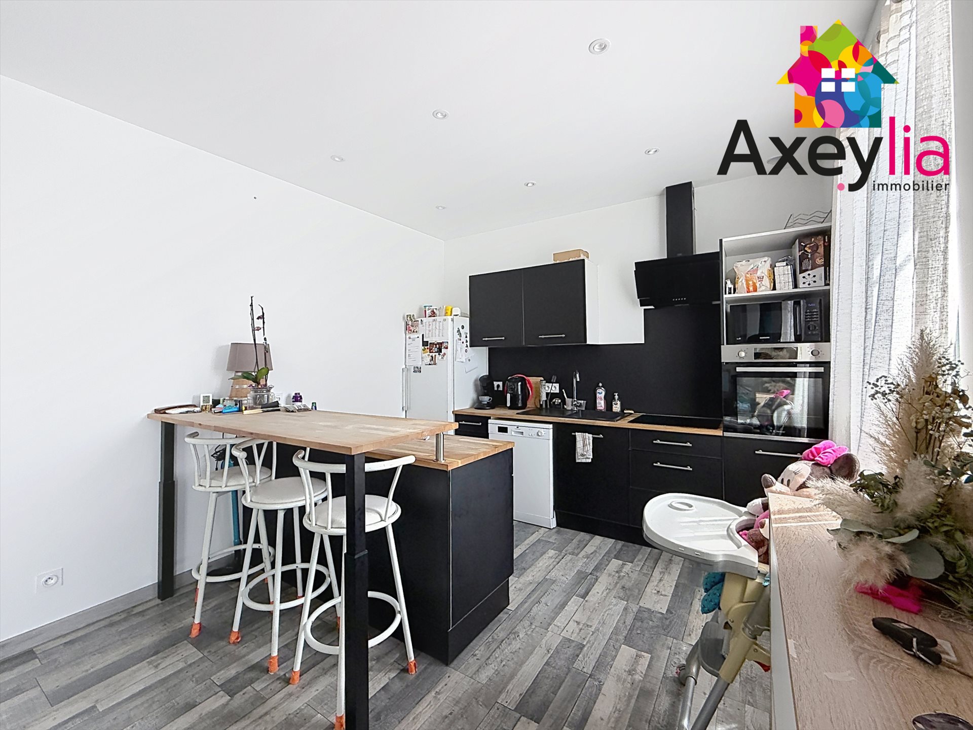 Maison à vendre, 90m², Pouilly-sous-Charlieu