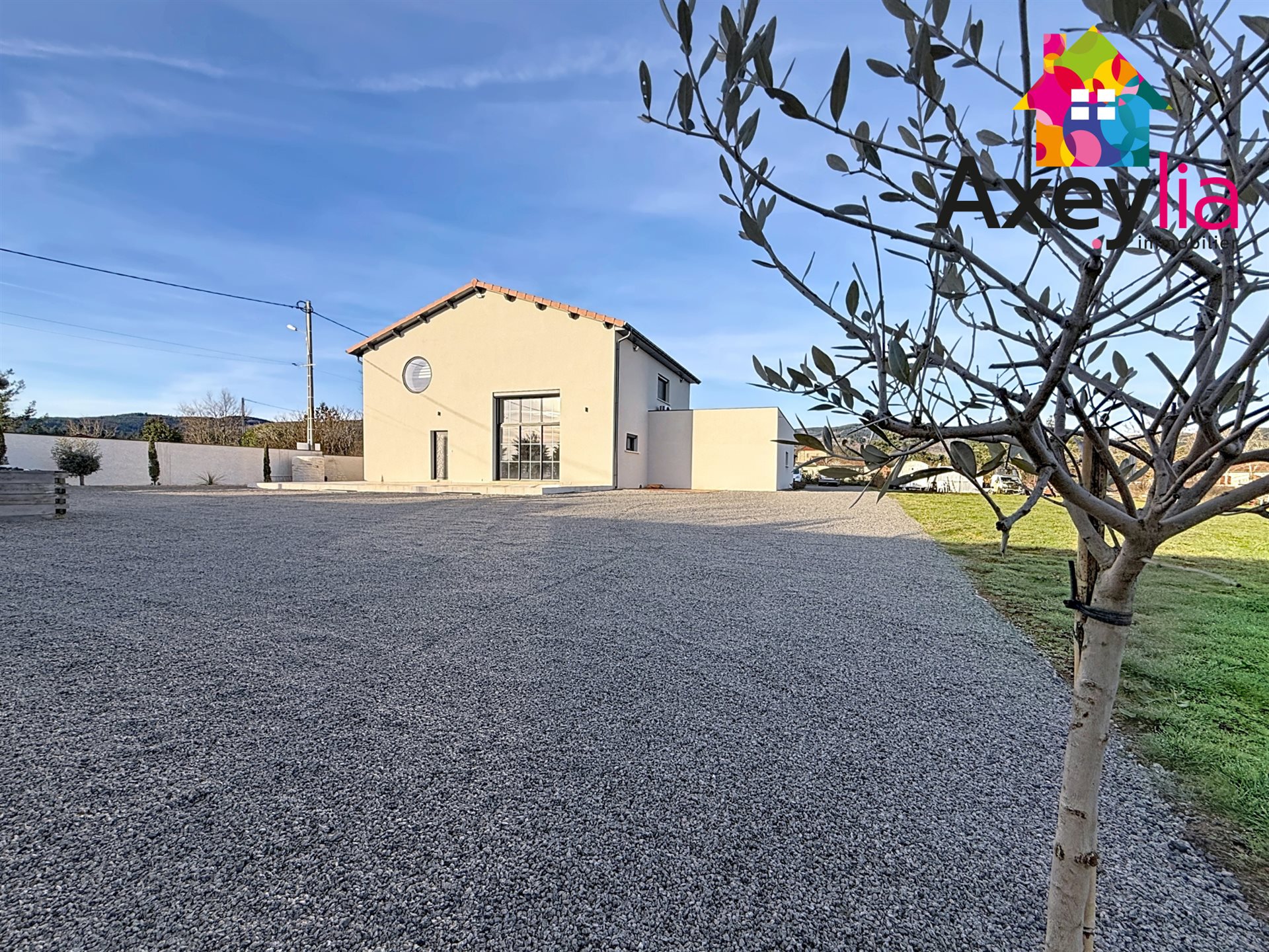 Maison à vendre, 170m², Ambierle
