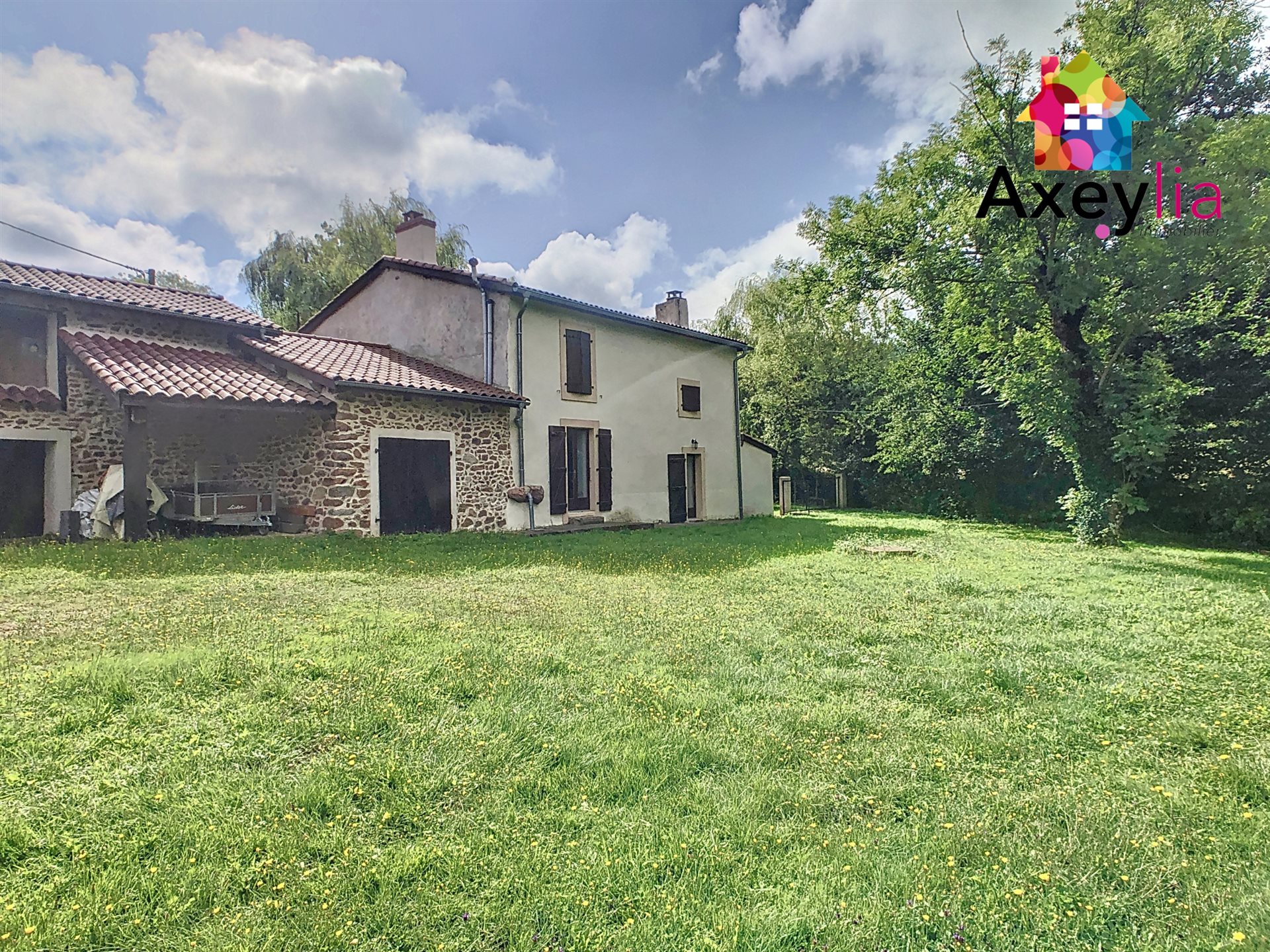 Maison à vendre, 116m², Saint-Martin-d'Estréaux