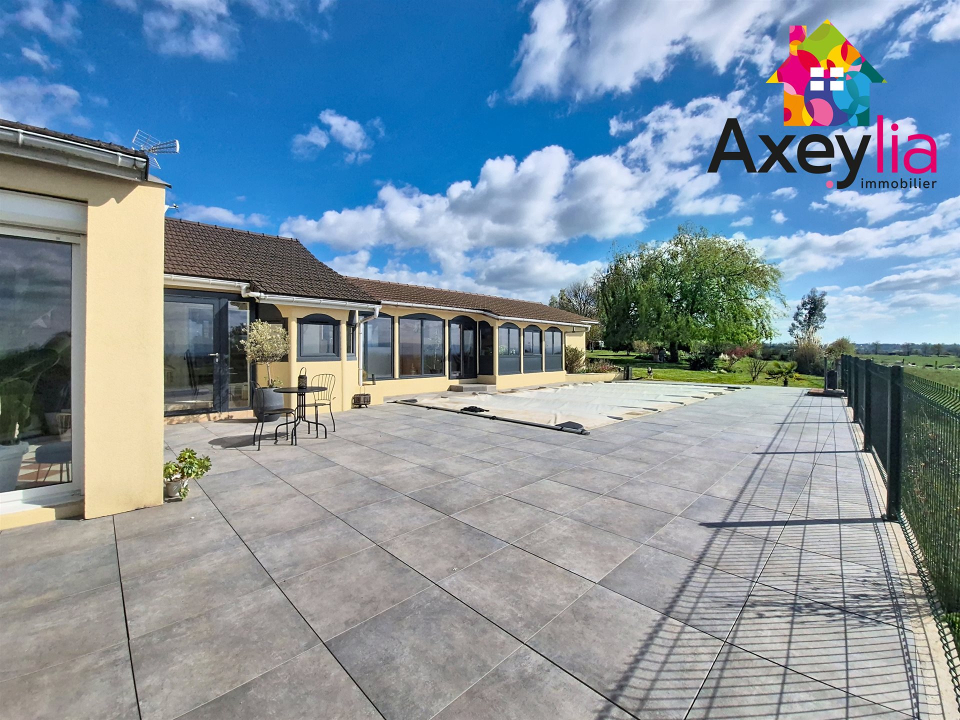 Maison à vendre, 155m², Charlieu