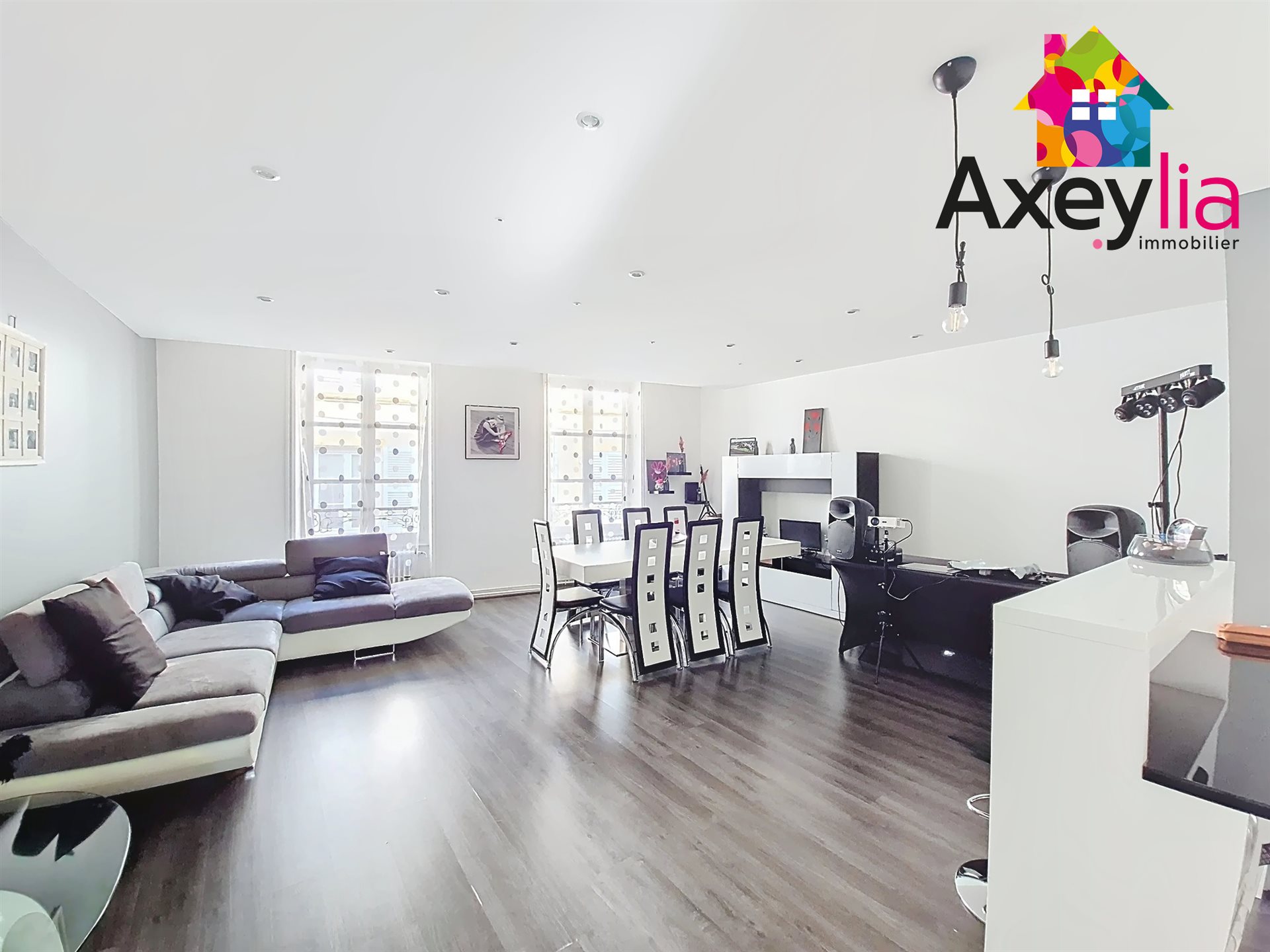 Maison à vendre, 182m², Charlieu
