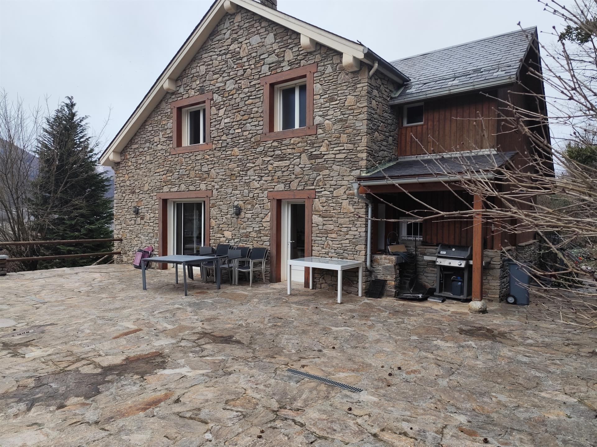 Maison à vendre, 238m², Saint-Mamet