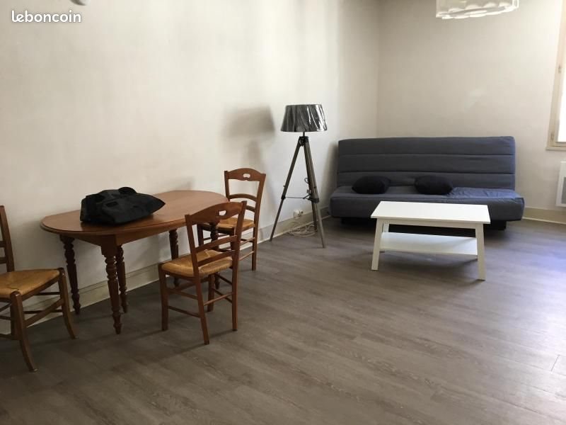 Appartement à louer, 30m², Saumur