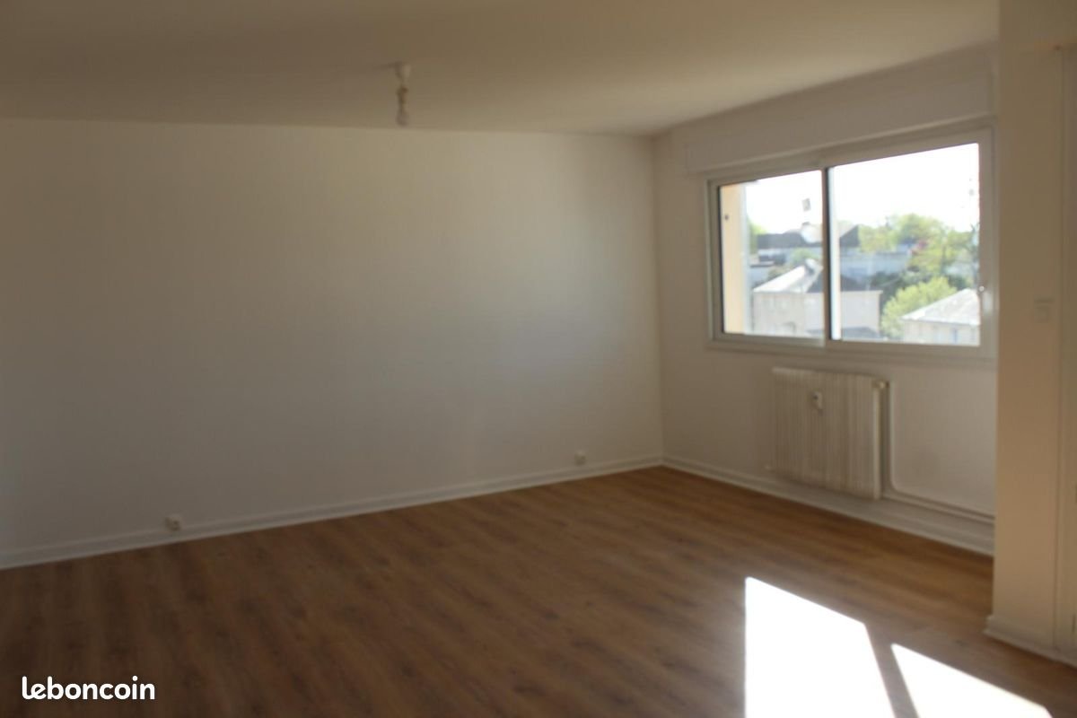 Appartement à louer, 77m², Saumur