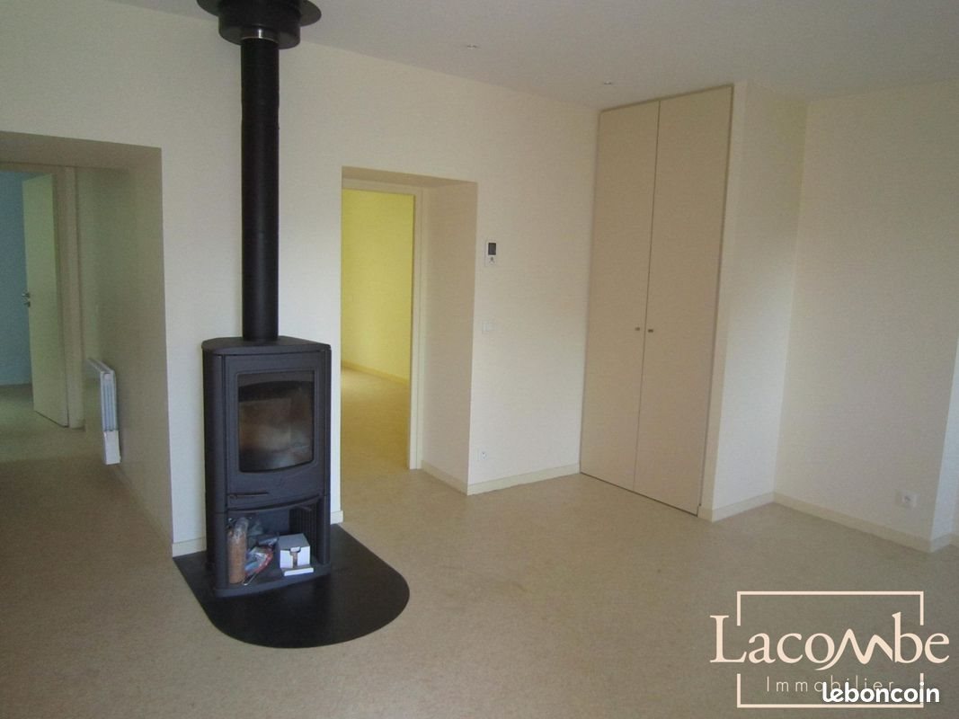 Appartement à louer, 65m², Fréterive