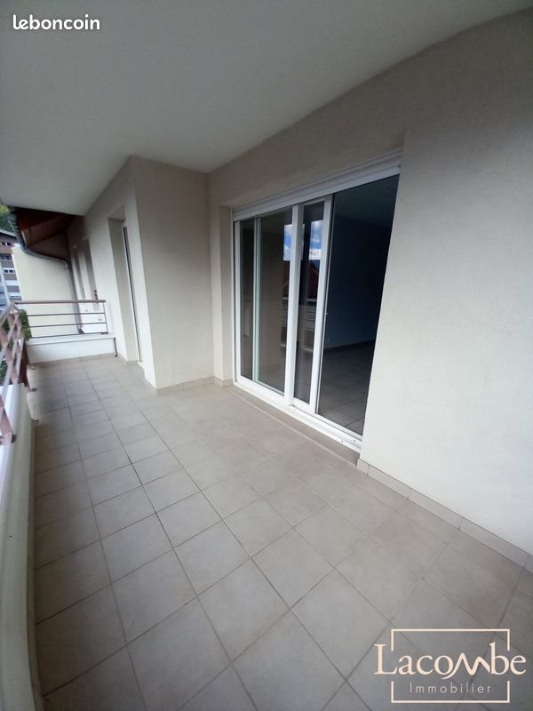 Appartement à louer, 72m², Faverges