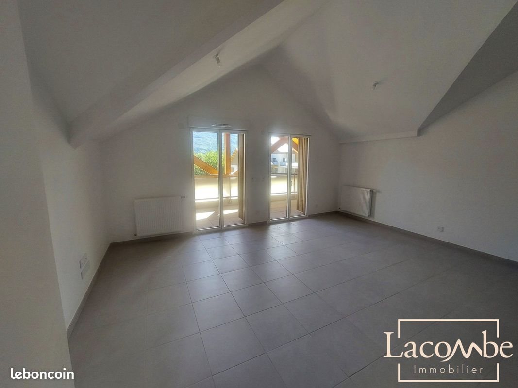 Appartement à louer, 95m², Gilly-sur-Isère