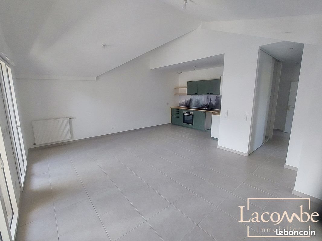 Appartement à louer, 95m², Gilly-sur-Isère