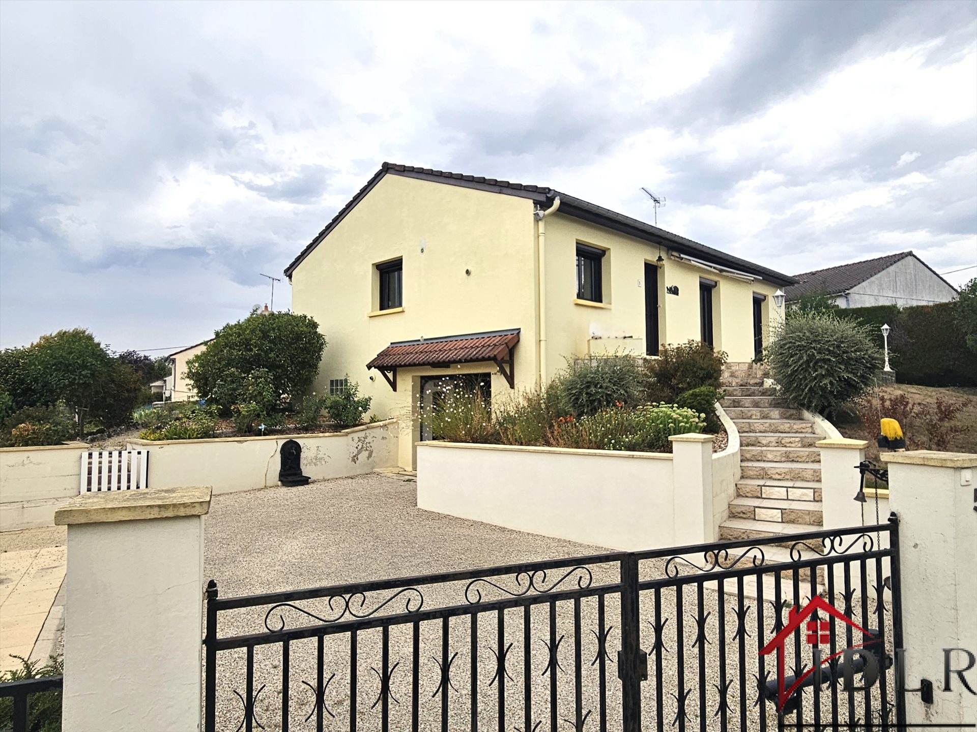 Maison à vendre, 86m², Wassy