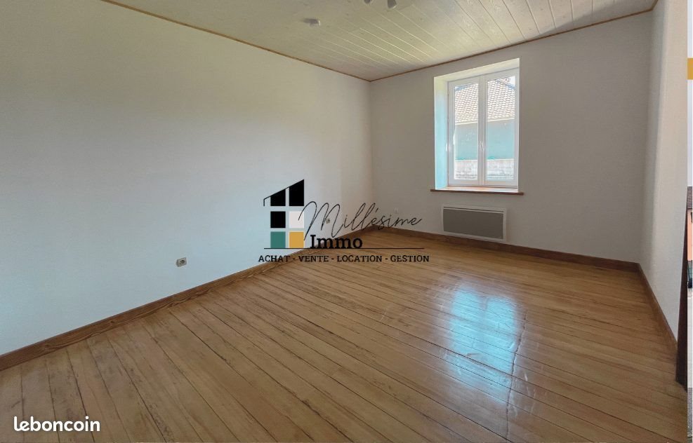 Appartement à louer, 96m², Walscheid