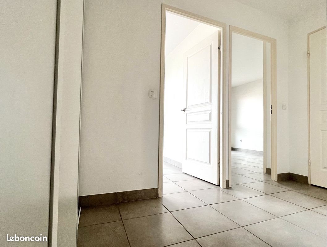 Appartement à louer, 47m², Roncq