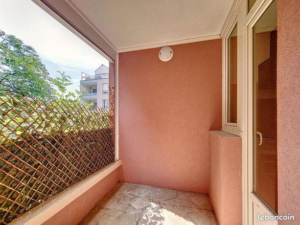 Appartement à vendre, 59m², Roissy-en-Brie